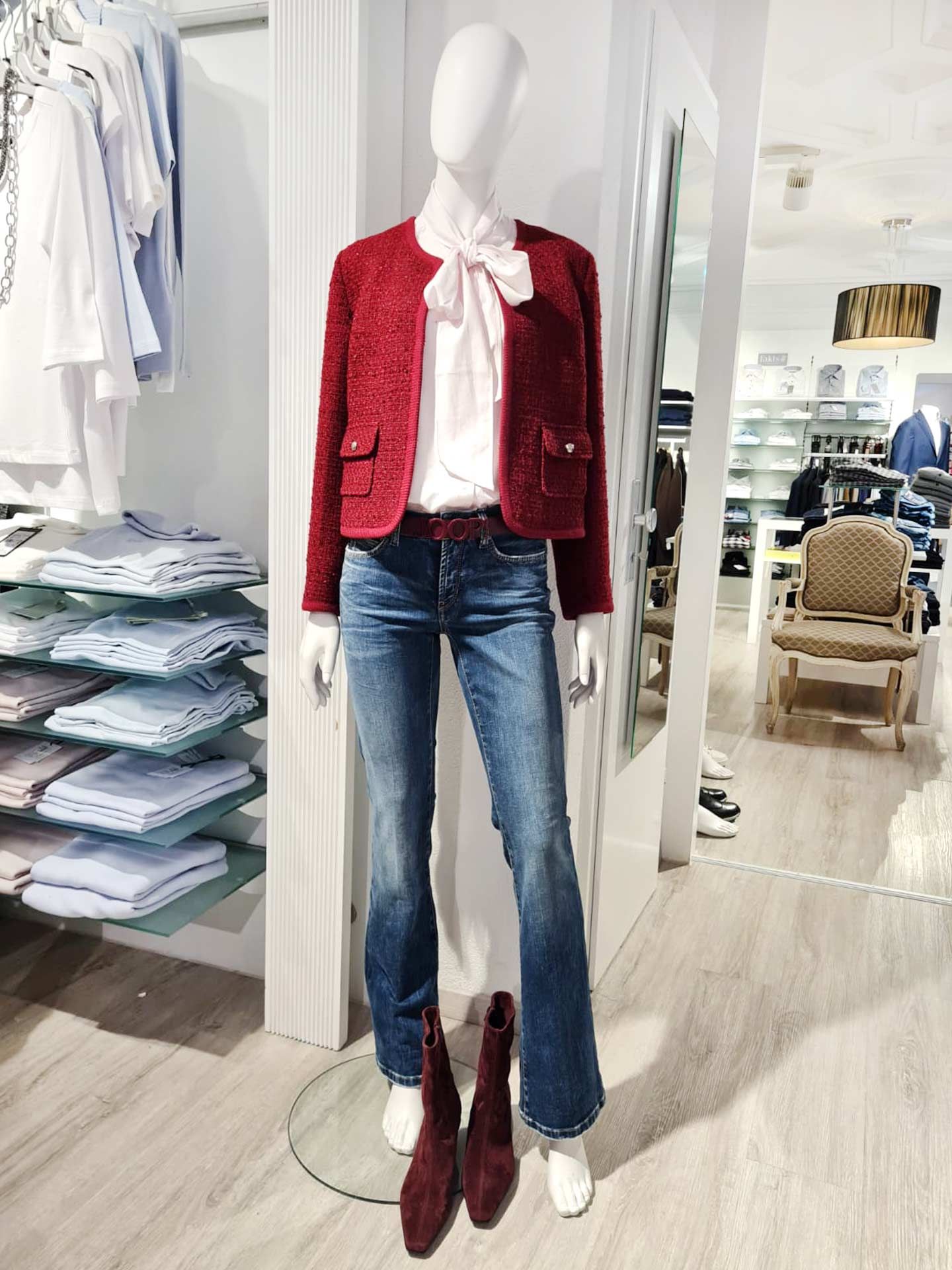 Bouclé-Jacke & Jeans – City-Look von Joop! & Cambio