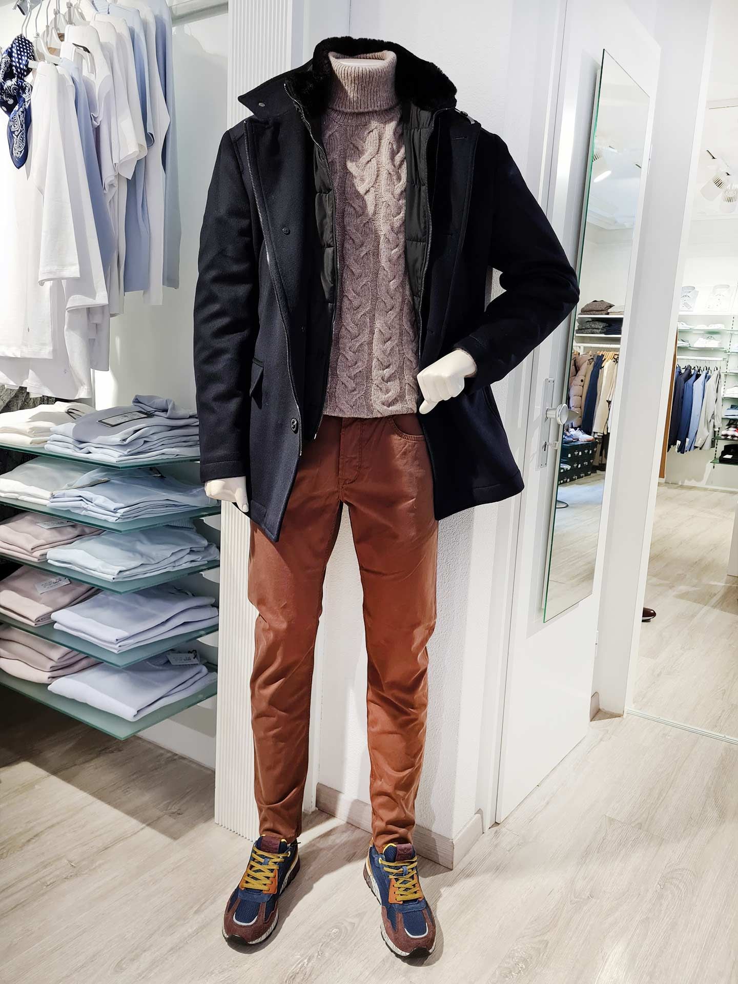 Dunkel-sportiver Lagenlook mit Zopfmuster – Gran Sasso & Joop!