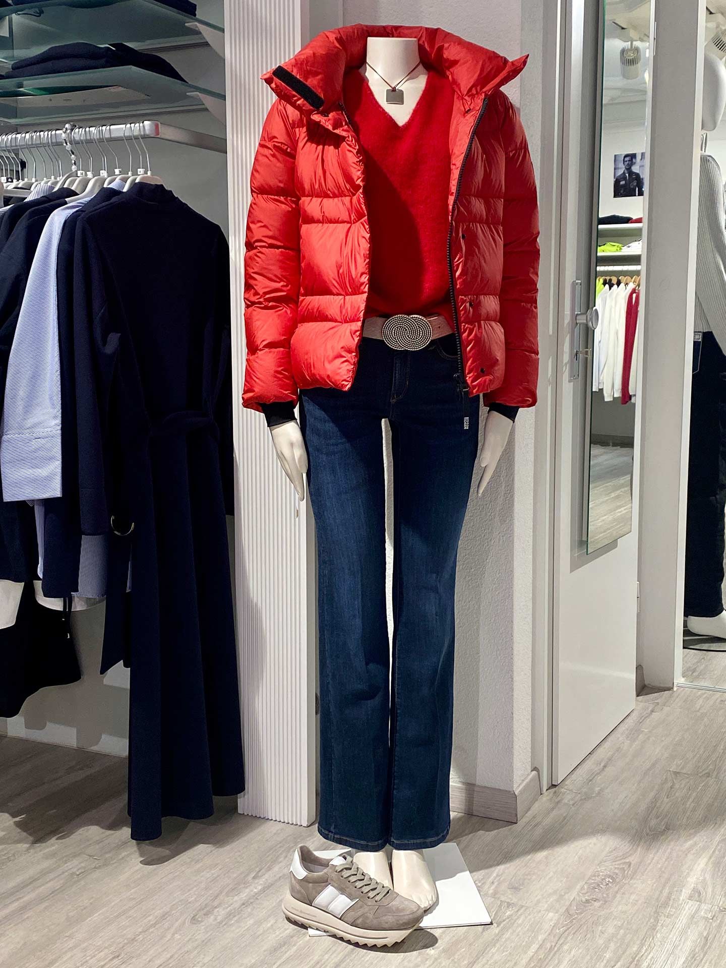 Sportlich-eleganter Herbstlook mit Montereggi – 2024